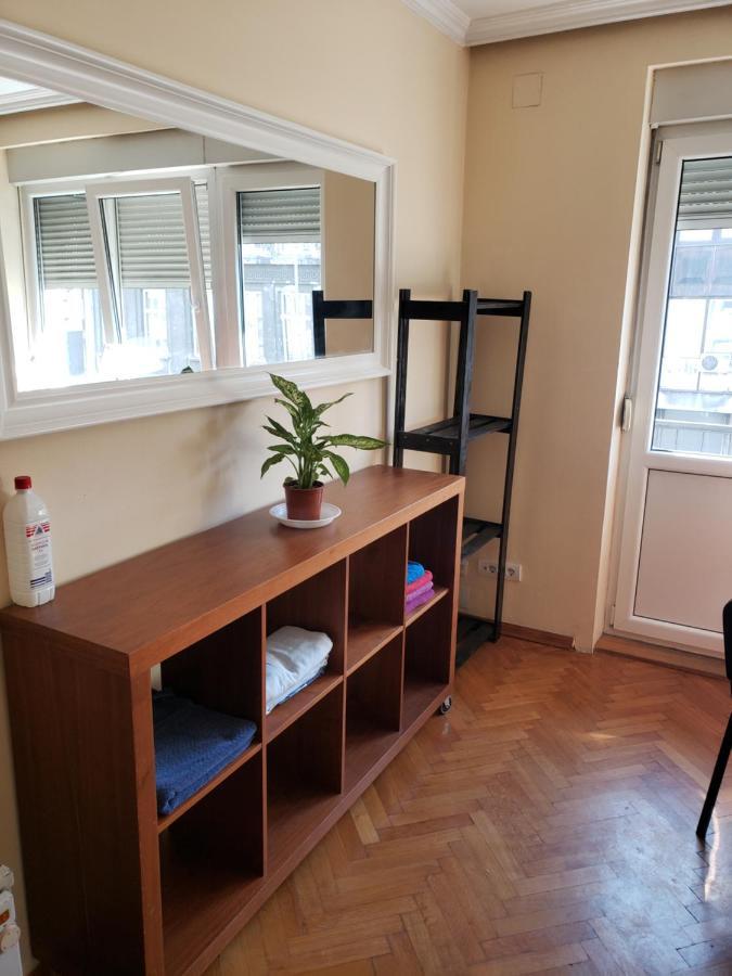 Private Cozy Room 2 With Shared Kitchen In Appartment เบลเกรด ภายนอก รูปภาพ